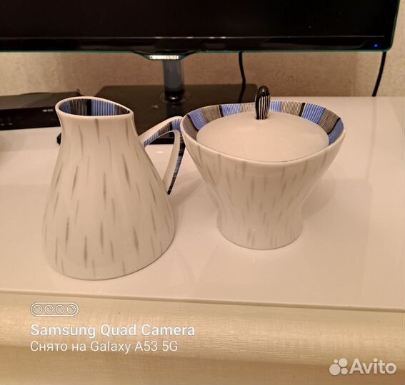 Молочник и сахарница 