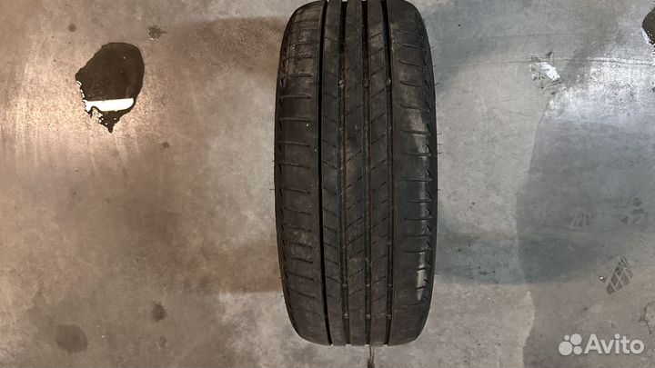 Bridgestone Turanza T005 225/40 R19 и 255/35 R19 93Y