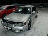 Toyota Camry 2.2 AT, 1997, 300 000 км, с пробегом, цена 300 000 руб.