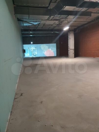 Сдам торговое помещение, 260 м²