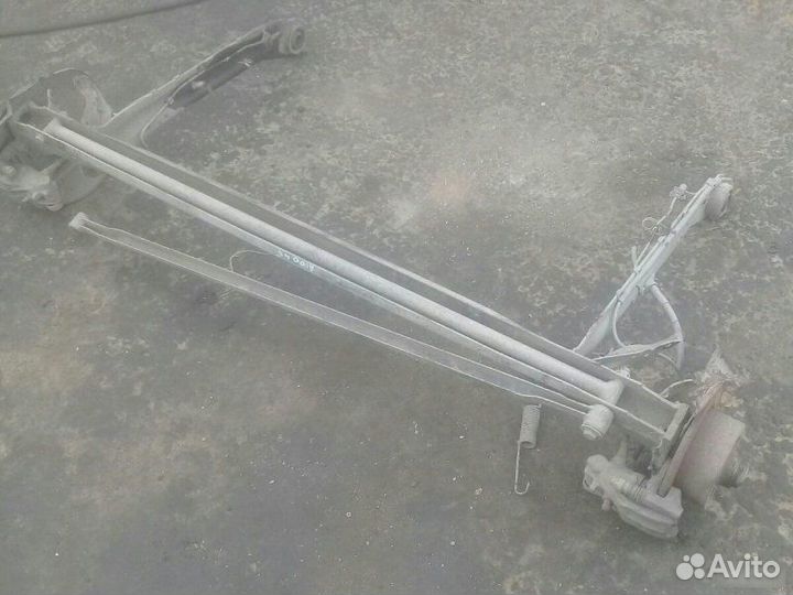 Балка задняя Audi 100 C4