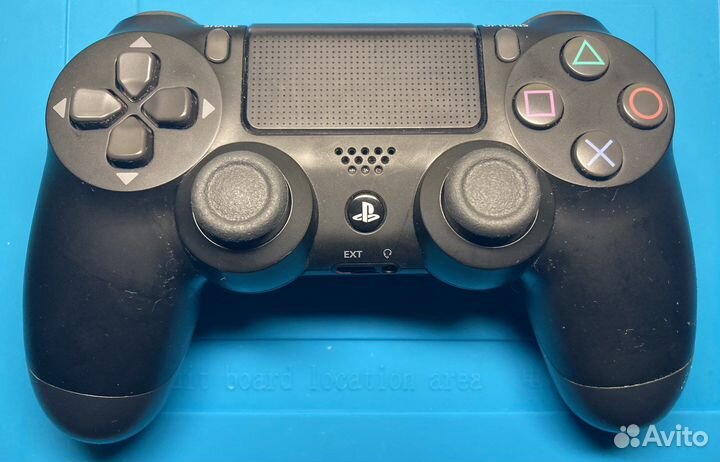Геймпад sony dualshock 4 v2
