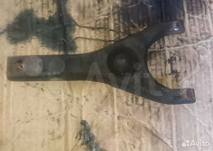 Вилка сцепления Nissan Primera P12 2002