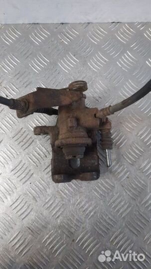 Суппорт тормозной задний левый Honda Civic хэтчбэк