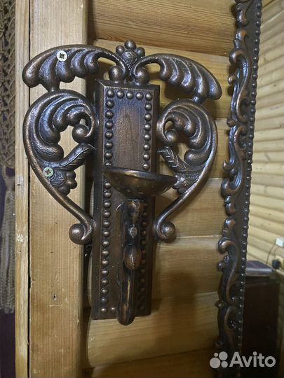 Трюмо с зеркалом