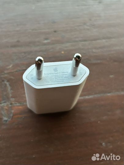 Зарядка на iPhone оригинал