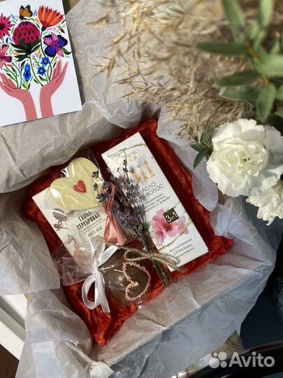 Подарок на 8 марта