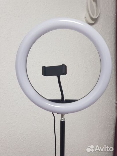 Кольцевая лампа со штативом RGB