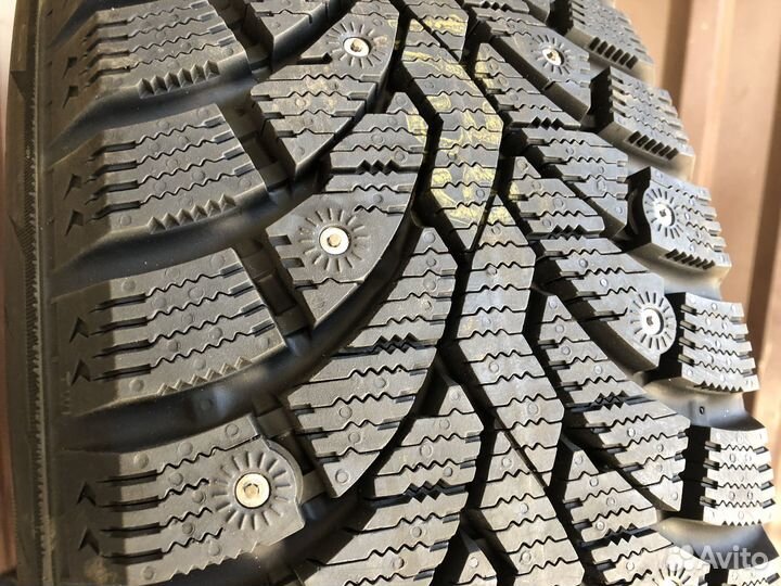 Pirelli Formula Ice 225/45 R17 94T