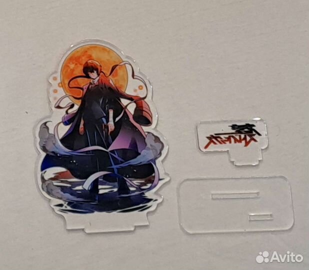 Акриловые фигурка