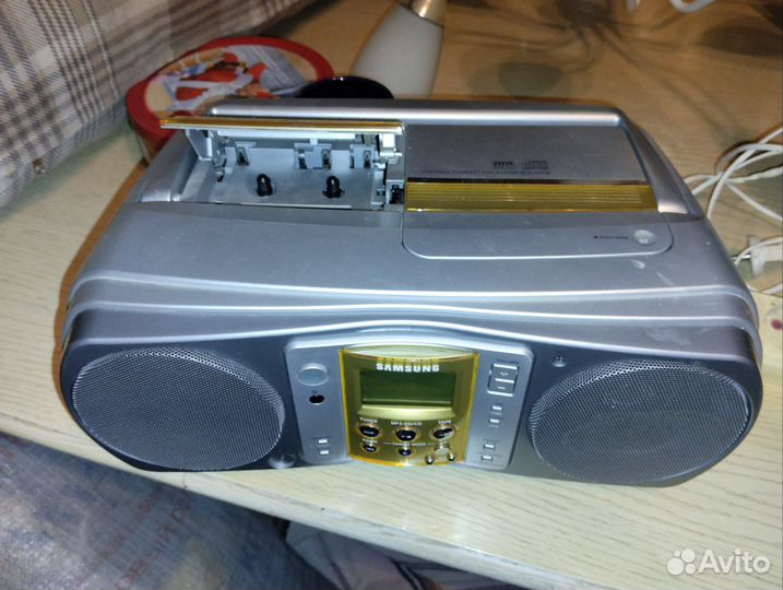 Магнитофон