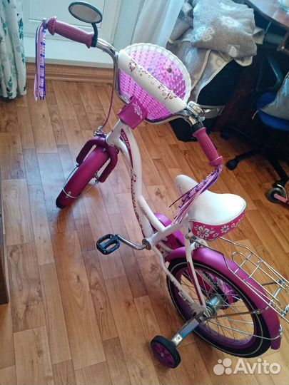 Велосипед для девочки новый
