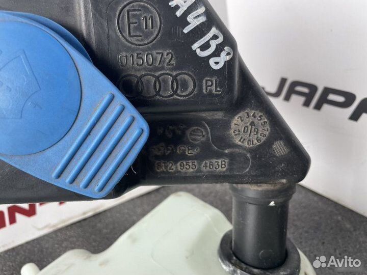 Бачок омывателя в сборе Audi A4 B8 2.0 tfsi