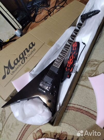 Электрогитара magna