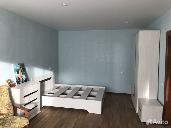 Спальный гарнитур Валенсия с двуспальной кроватью