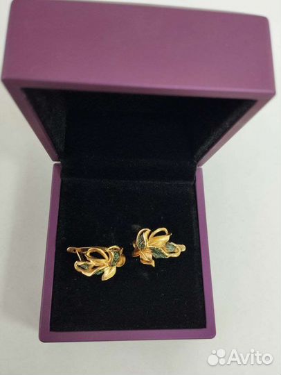 Золотые серьги