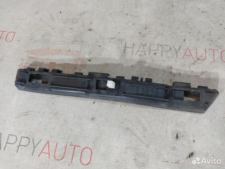 Кронштейн заднего бампера левый Kia Sorento 2 XM