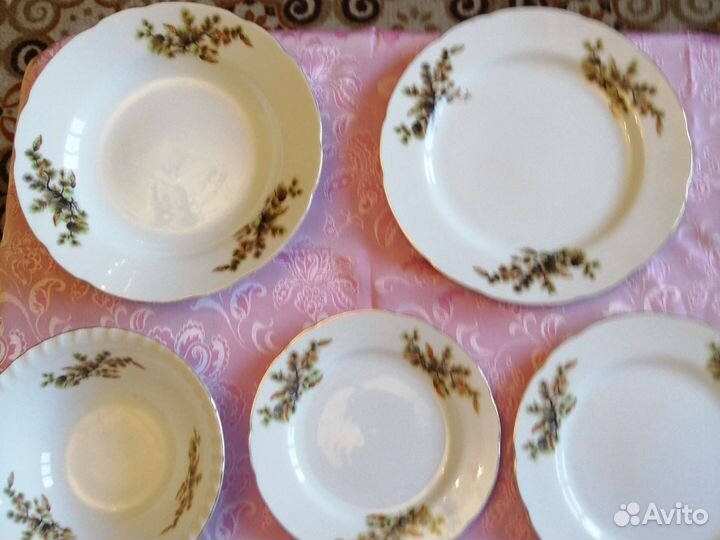 Тарелки японские. Шишки