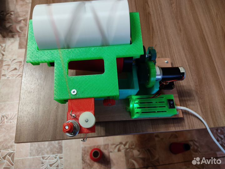 Электрическая моталка для пряжи на конус