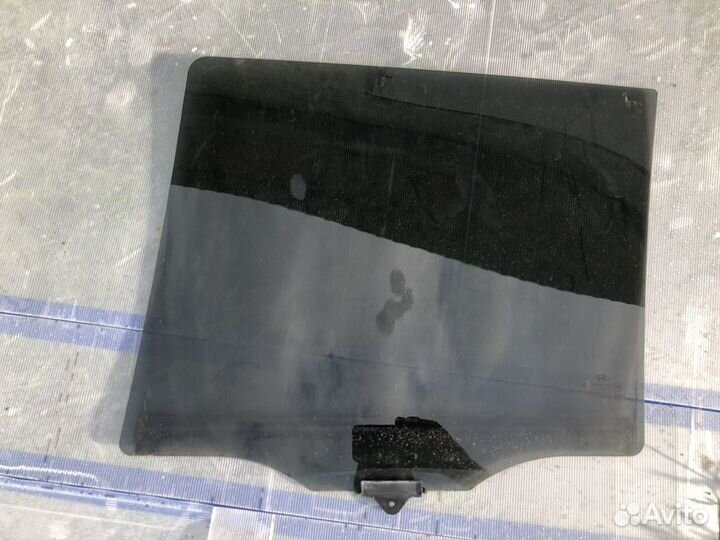 Стекло задней двери Hyundai Santa Fe CM 2005-2012