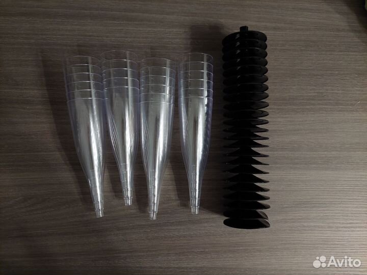 Пластиковые бокалы 23шт