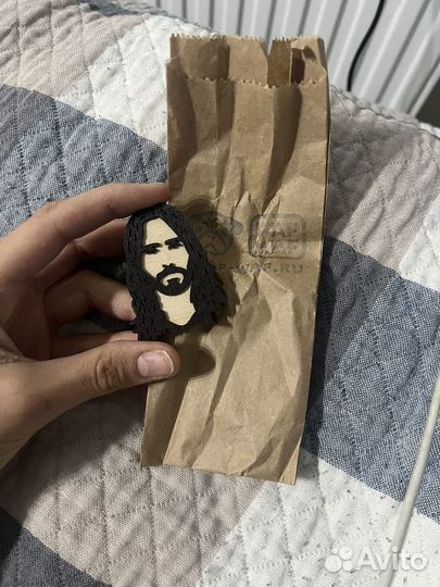 Брошь Джаред Лето