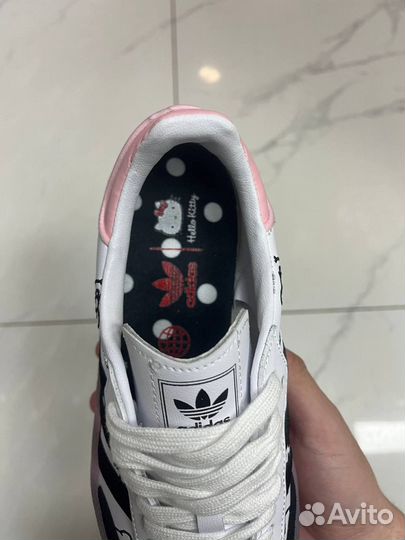 Кроссовки женские Adidas samba hello kitty