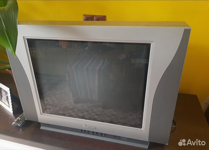 Телевизор