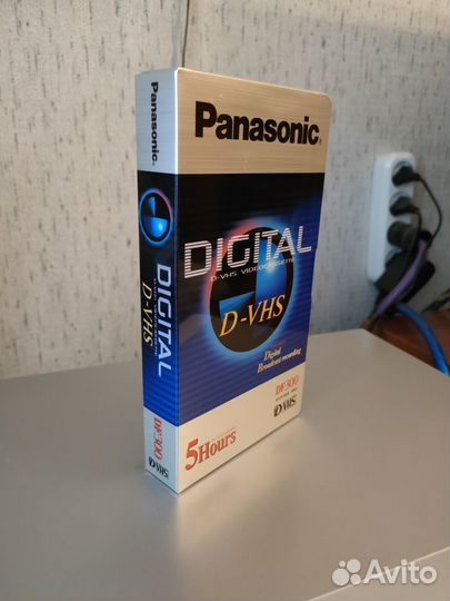 Видеокассеты новые запечатанные D-VHS (S-VHS, VHS)