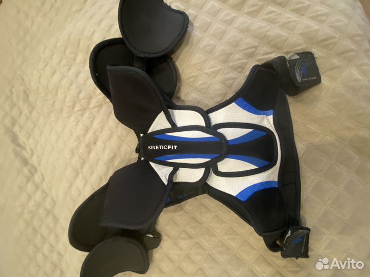 Защита груди хоккейная