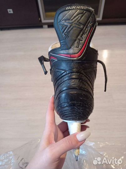 Хоккейные коньки bauer vapor X 300