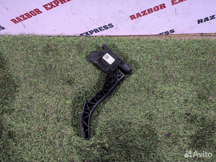 Педаль газа Skoda Octavia A7 MK3