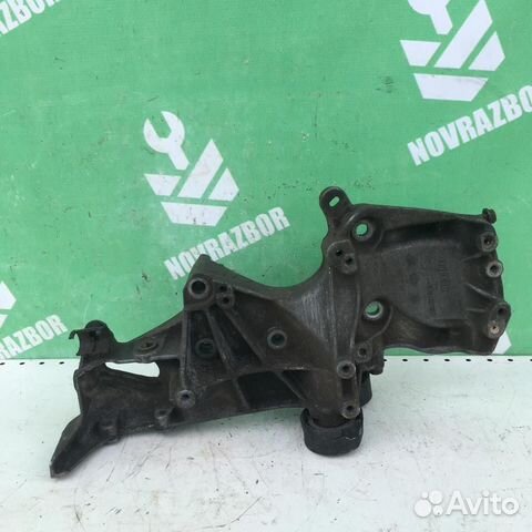 Кронштейн генератора Рено Клио 2 Симбол