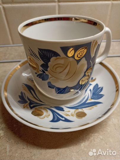 Бокал с блюдцем Вербилки