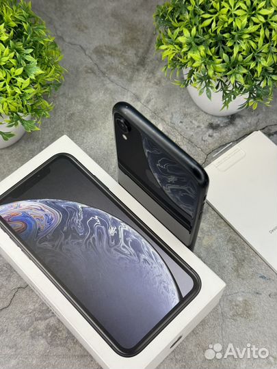iPhone Xr, 64 ГБ