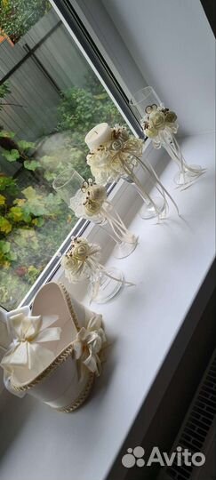 Свадебные аксессуары на стол жениха и невесты