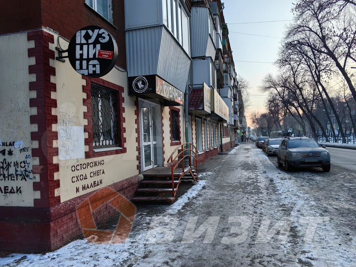 Торговое помещение на 1 линии