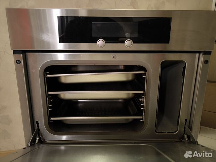 Встраиваемая пароварка Miele DG 4050