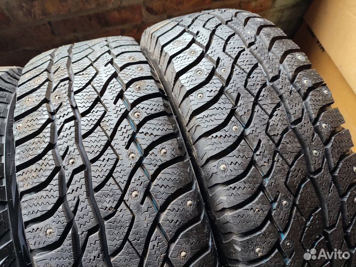 Viatti Bosco Nordico V-523 215/65 R16