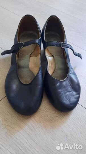 Туфли танцевальные 37,5 (подойдут на 38 размер)