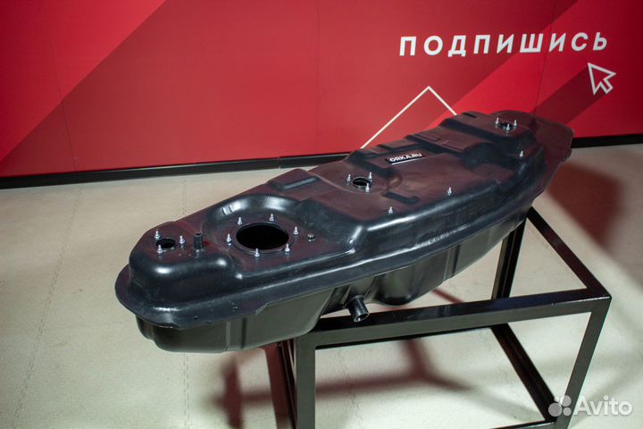 Пластиковый топливный бак Mitsubishi Montero