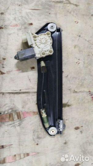 Стеклоподъёмник правый задний бмв Е65