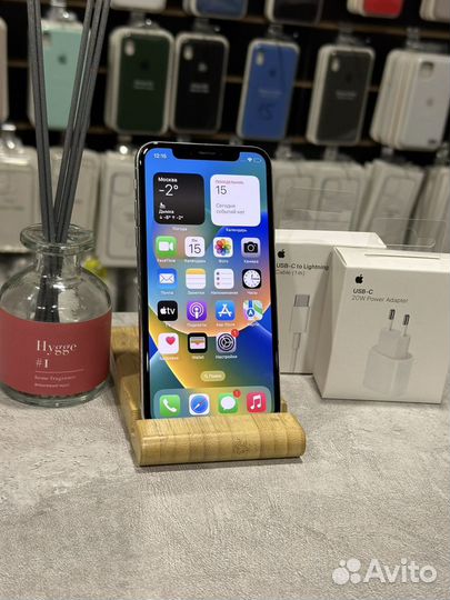 iPhone X, 256 ГБ