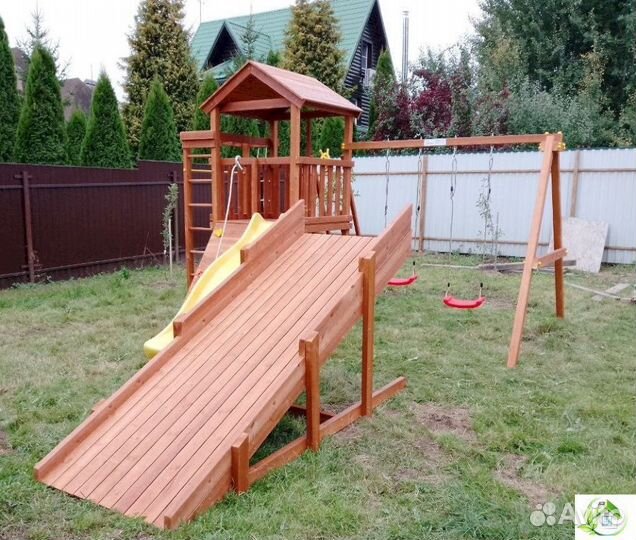 Детская площадка для игры