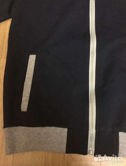 Спортивный костюм для мальчика 152 см