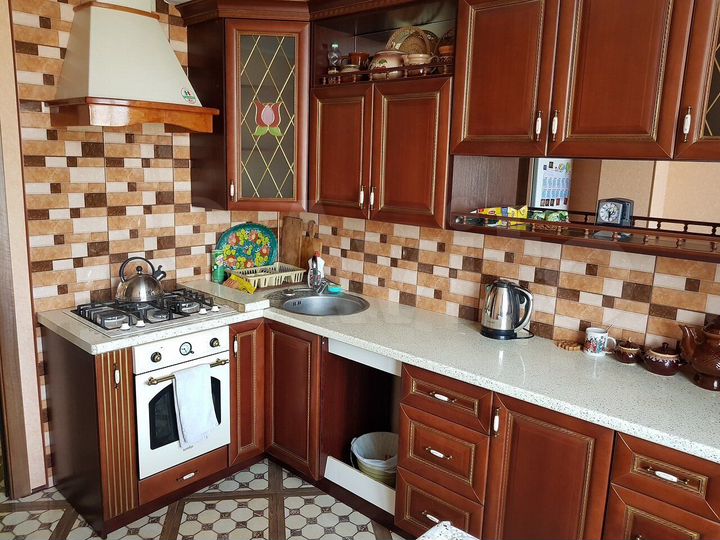 2-к. квартира, 51 м², 8/10 эт.