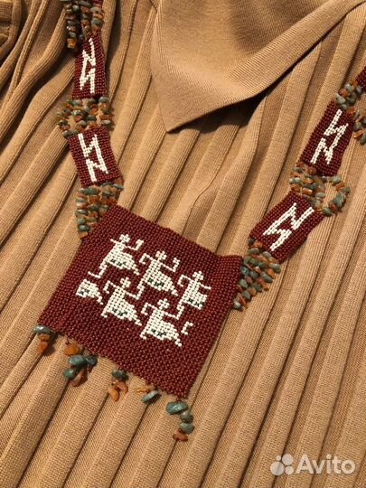 Колье из бисера