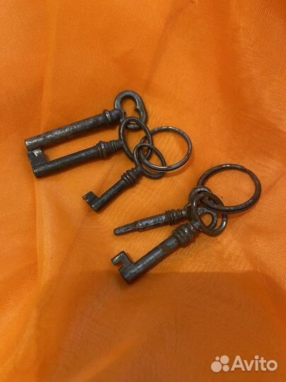 Старинные Ключи 5 штук