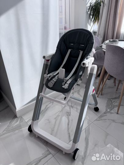 Стульчик для кормления nuovita