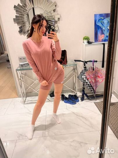 Костюм для йоги